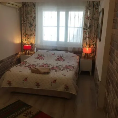 Sude Alanya