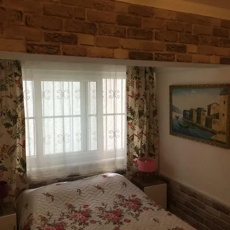 Apartment Sude *