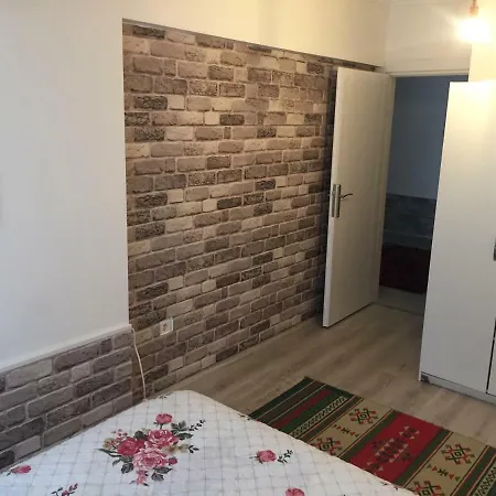 Sude Apartment